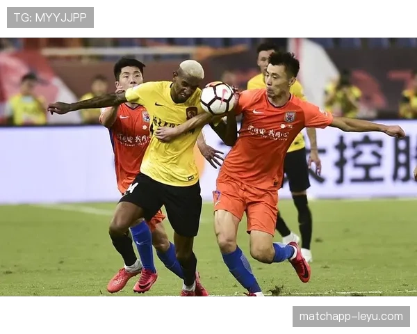 锋线争霸赛季高潮迭起，最佳射手之争进入白热化阶段