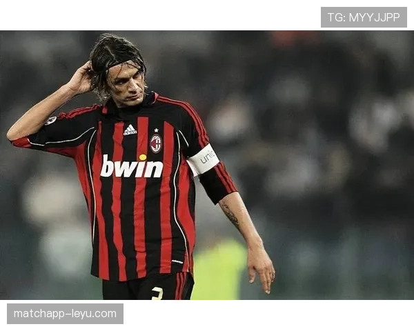 马尔蒂尼欧冠赛场再展雄风，状态回暖持续引领比赛走势