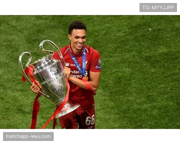 阿诺德闪耀英超赛场,助球队稳步迈向冠军目标 阿诺德闪耀英超赛场,助球队稳步迈向冠军目标