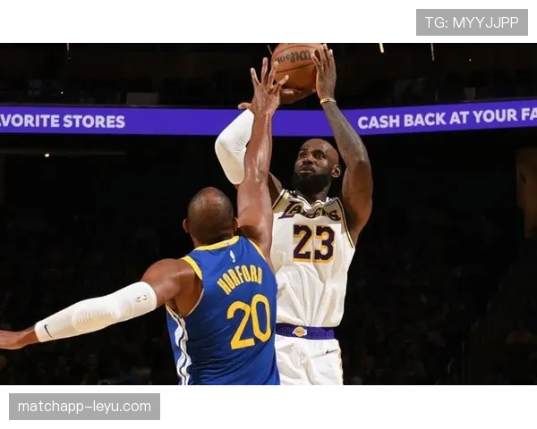 詹姆斯边路突破表现稳健，持续提升进攻威胁